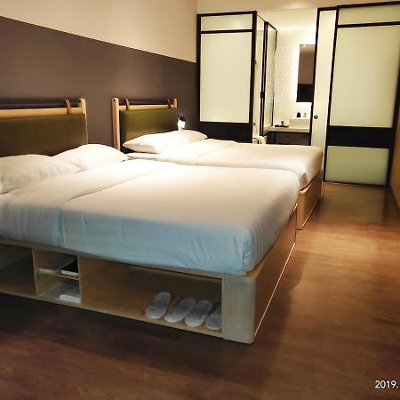 City Suites - Main Station Tajpej Zewnętrze zdjęcie